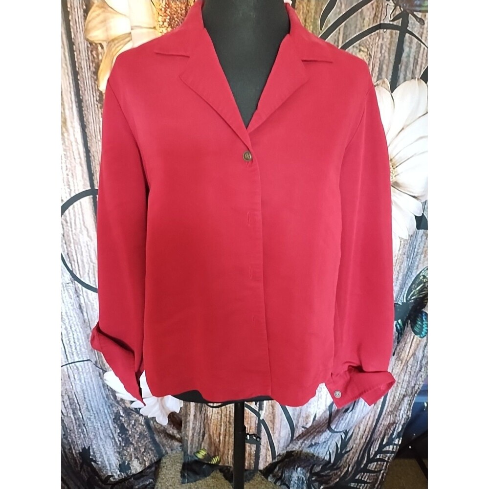 Villager Sport A Liz Claiborne Company Size Medium Red